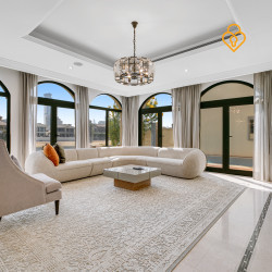 Palm Jumeirah Villa with Private beach and Pool