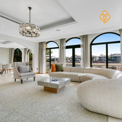 Palm Jumeirah Villa with private pool