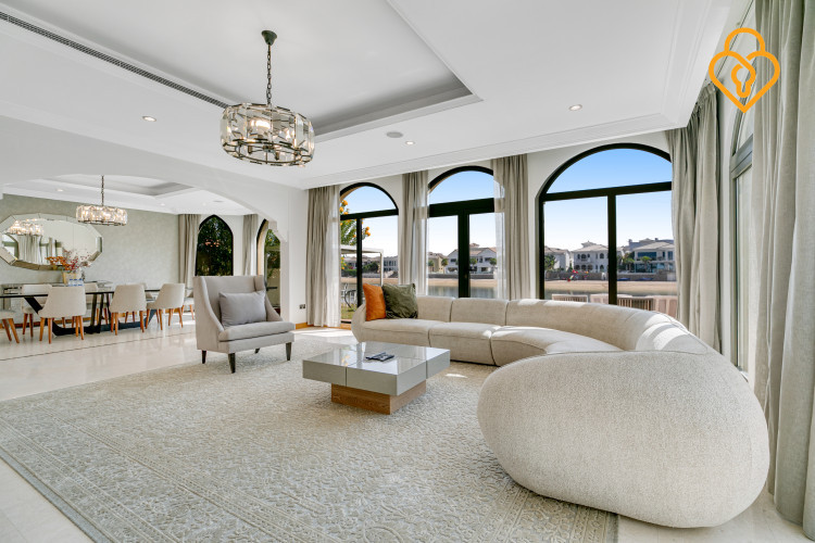 Palm Jumeirah Villa with private pool