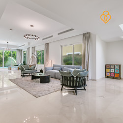 Jumeirah Park Villas with Private pool