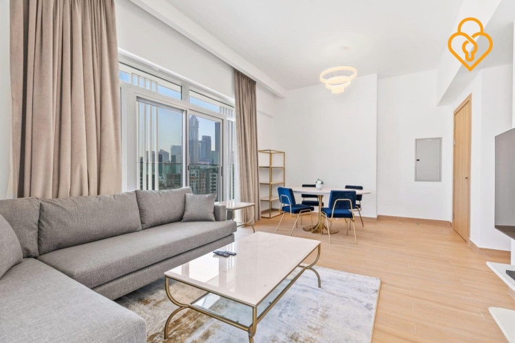 Jumeirah Garden Large two bed