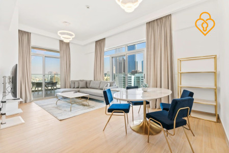 Jumeirah Garden Large two bed