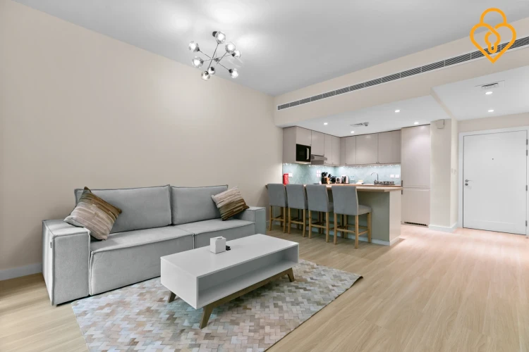 Greens One bed Upgraded Apartment